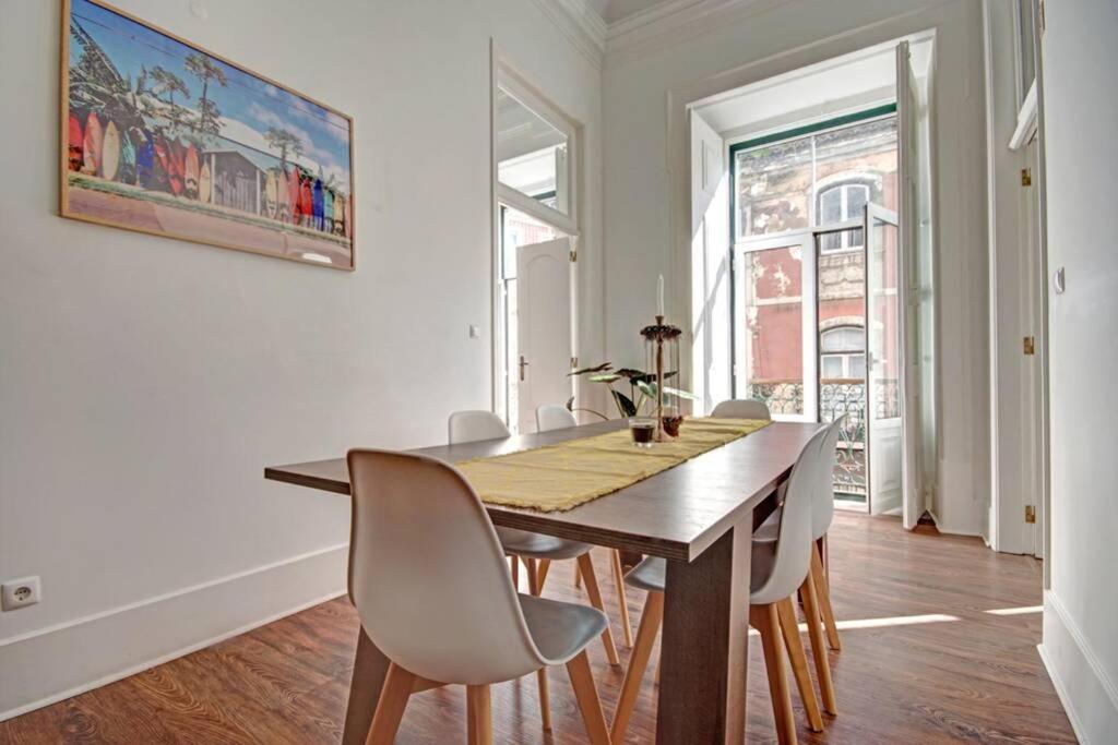 Unique Sao Bento Apartment Ideal For A Group Lisboa Eksteriør bilde