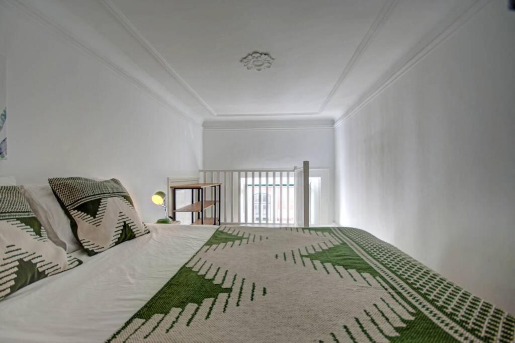 Unique Sao Bento Apartment Ideal For A Group Lisboa Eksteriør bilde