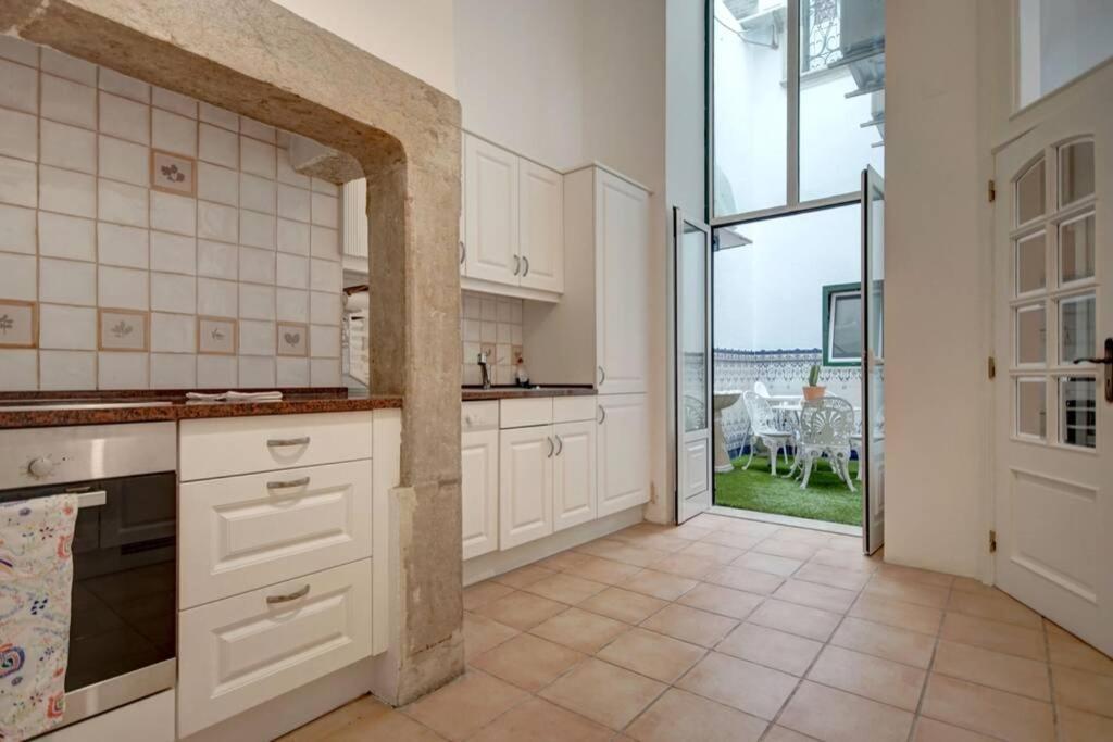 Unique Sao Bento Apartment Ideal For A Group Lisboa Eksteriør bilde