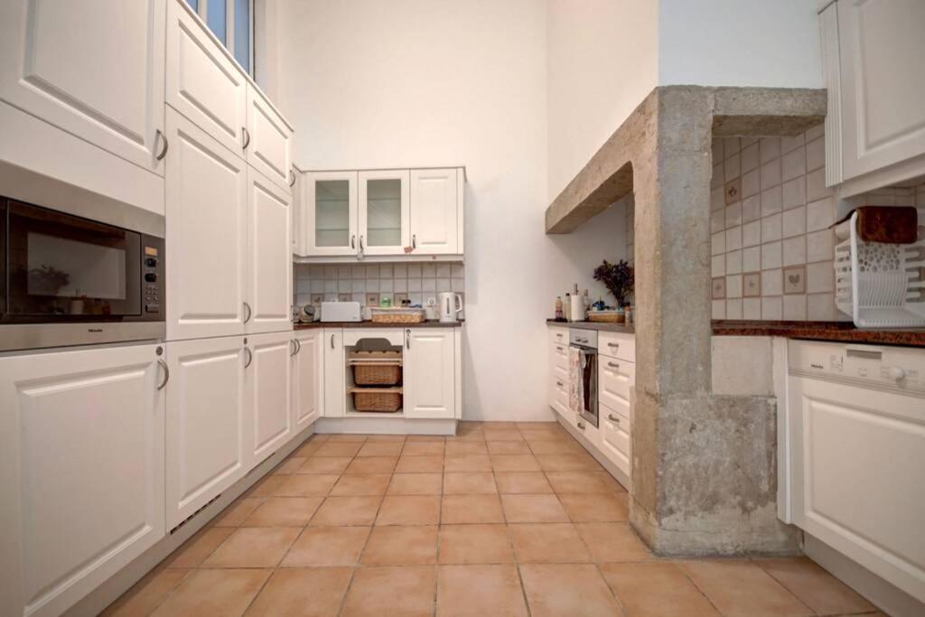 Unique Sao Bento Apartment Ideal For A Group Lisboa Eksteriør bilde